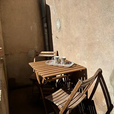 Renovated In Peaceful Town Near Med - Air Conditioning, Balcony Holiday home *