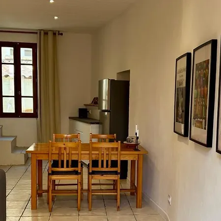 Renovated In Peaceful Town Near Med - Air Conditioning, Balcony Pomérols