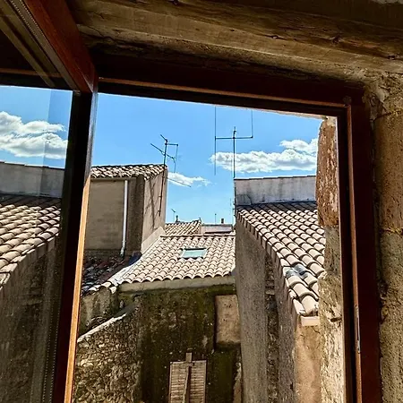 Renovated In Peaceful Town Near Med - Air Conditioning, Balcony בית נופש