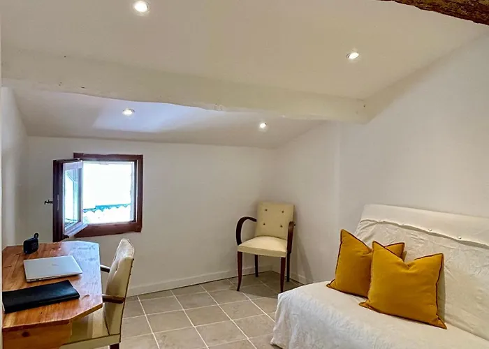 Renovated In Peaceful Town Near Med - Air Conditioning, Balcony Dom wakacyjny Pomérols