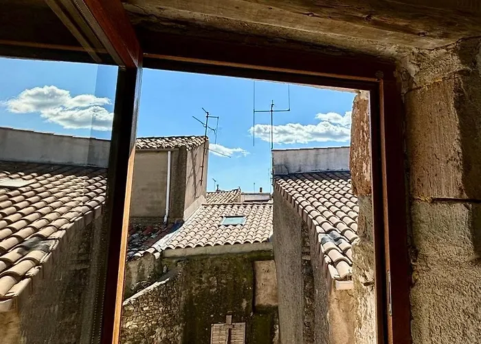 Renovated In Peaceful Town Near Med - Air Conditioning, Balcony Dom wakacyjny